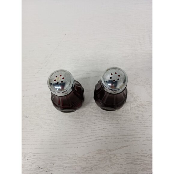 Vintage Wheaton Bullseye Ruby Red Amber Glass Salt & Pepper Shaker Set - Picture 2 of 6